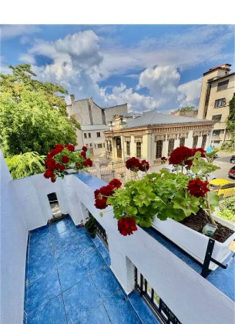 Apartament in vila de vanzare 4 camere zona Universitate - Coltei, Bucuresti 118 mp