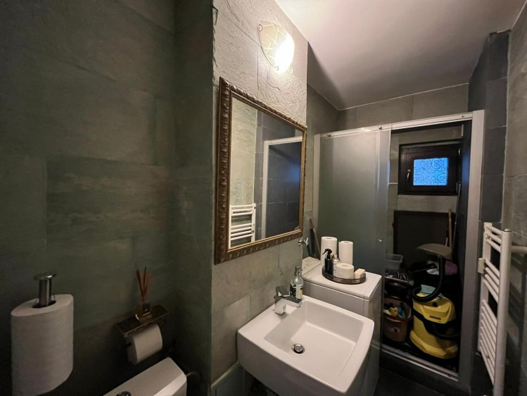 Rented apartment for saleVictoriei Square area, Bucharest 52 sqm