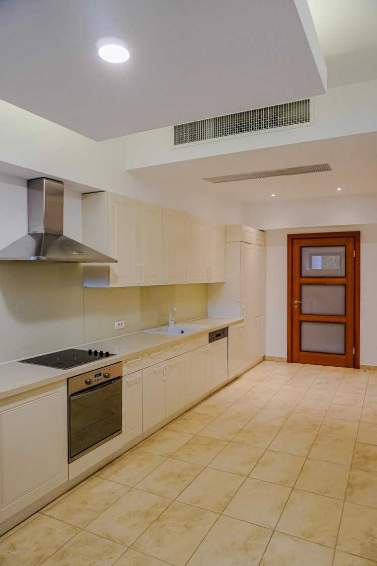 Apartament luxos de inchiriat 4 camere zona Herastrau, Bucuresti