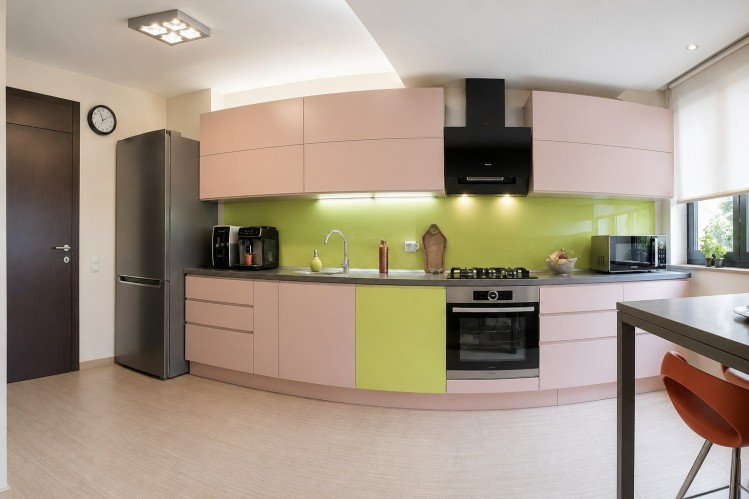 Apartament premium cu gradina privata 180 mp utili piscina zona Padurea Baneasa, Bucuresti
