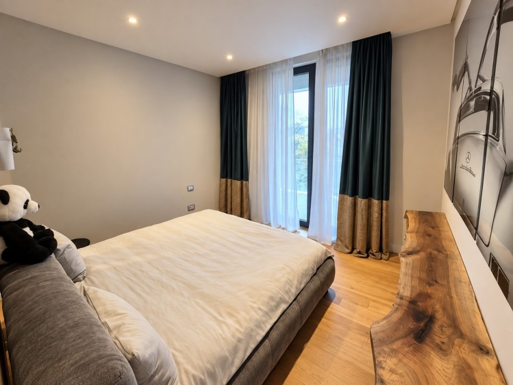 Apartament special de vanzare 3 camere Rahmaninov Residence, Bucuresti 171 mp