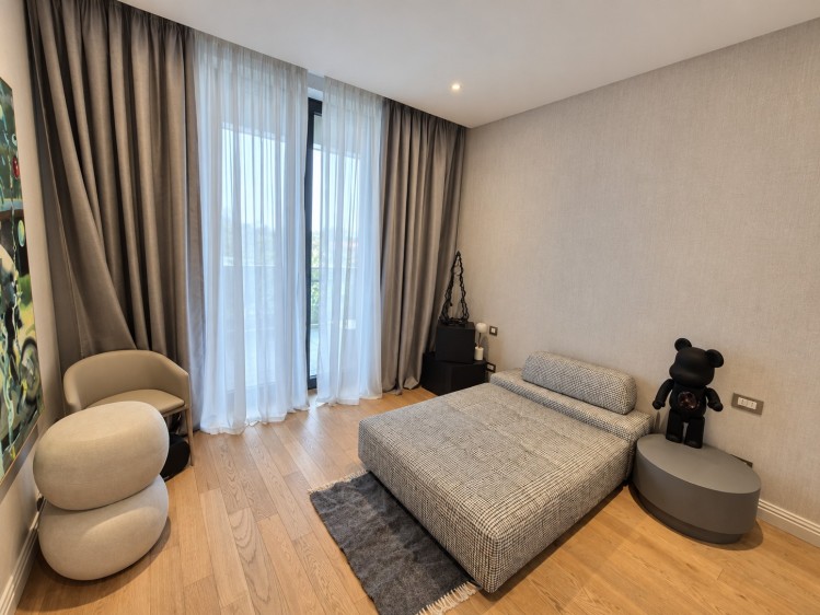 Apartament special de vanzare 3 camere Rahmaninov Residence, Bucuresti 171 mp