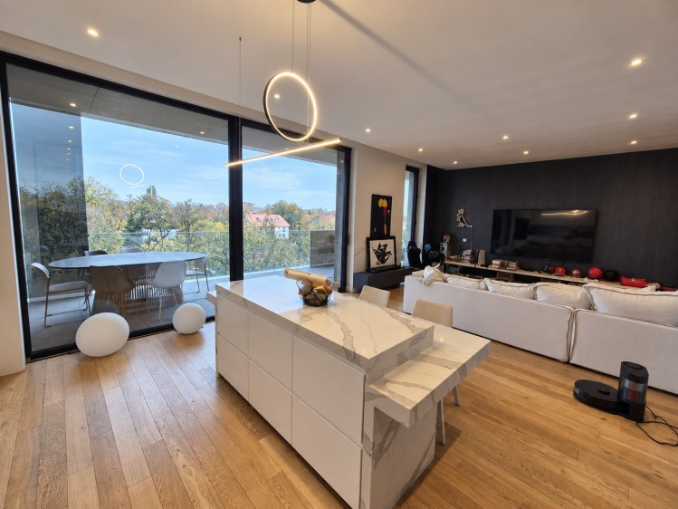 Apartament special de vanzare 3 camere Rahmaninov Residence, Bucuresti 171 mp
