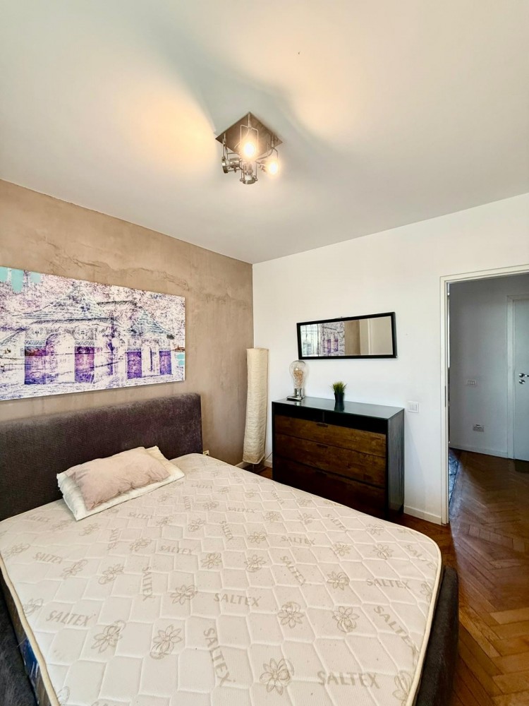 Apartament special tip duplex de inchiriat 3 camere zona Sala Palatului, Bucuresti