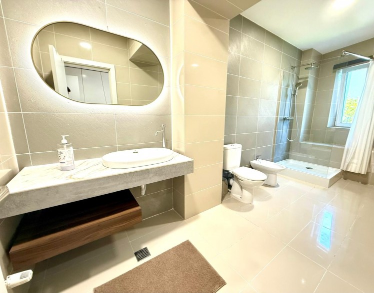 Apartament superb de inchiriat 4 camere zona Pipera, Bucuresti
