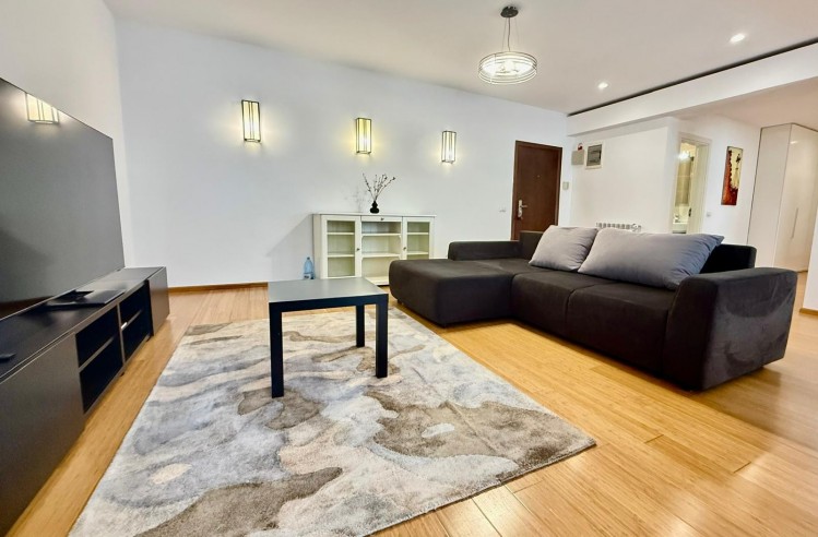 Apartament superb de inchiriat 4 camere zona Pipera, Bucuresti