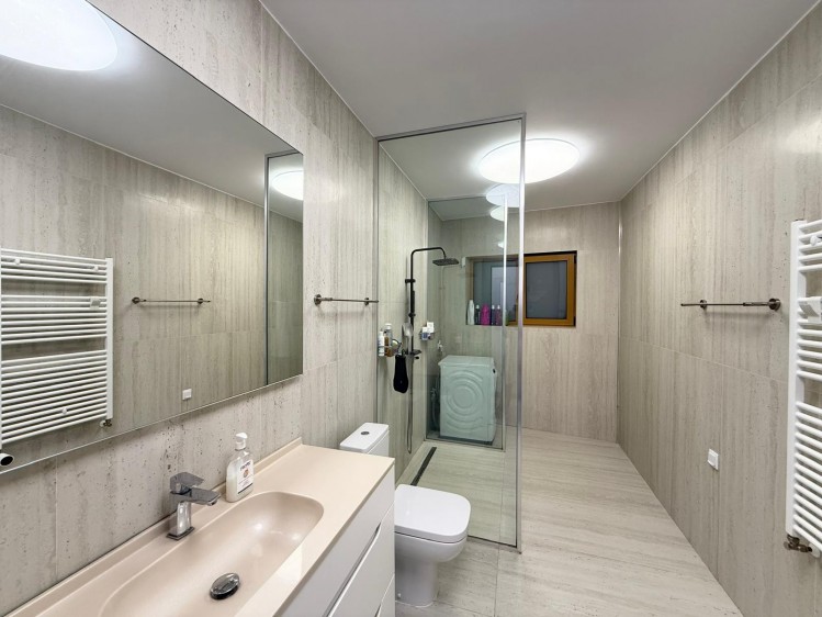 4 room beautiful apartment for sale Primaverii area, Bucharest