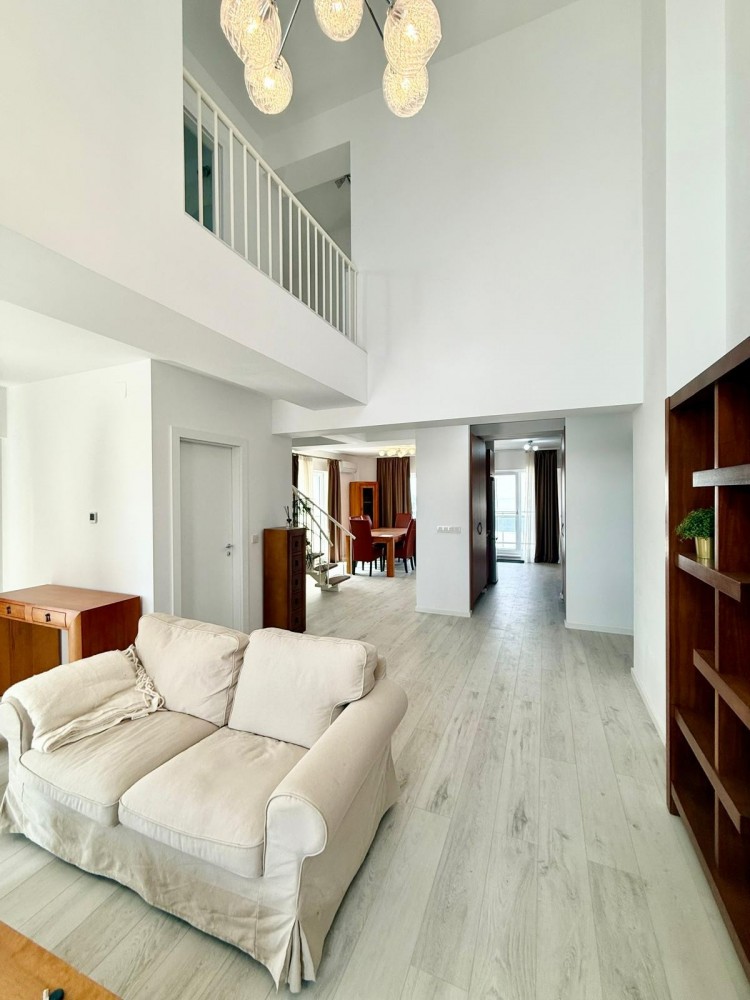 Apartament tip duplex de inchiriat 3 camere zona Aviatiei - Pipera, Bucuresti