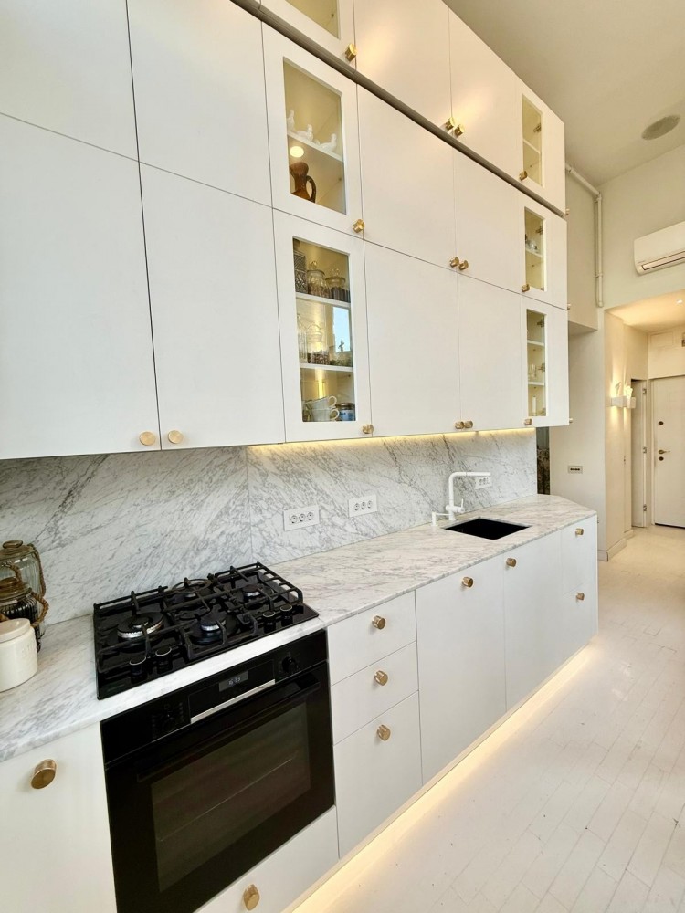 Beautiful apartments for sale in villa, Romanian Athenaeum area, Bucharest