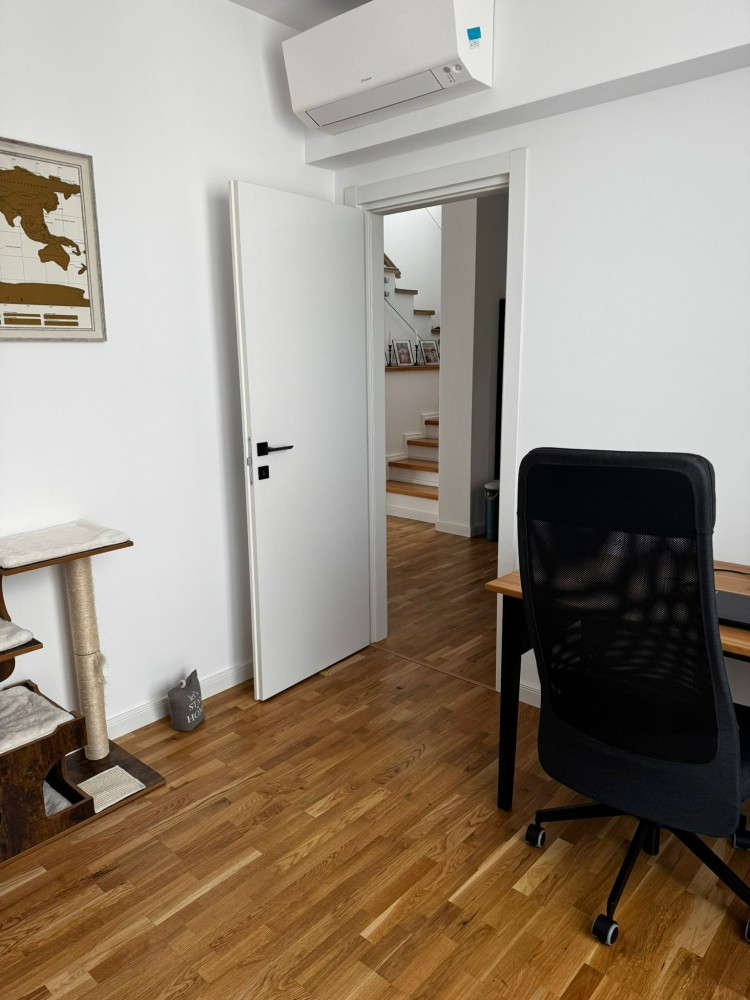 Casa cu gradina proprie de vanzare 5 camere, Corbeanca judetul Ilfov