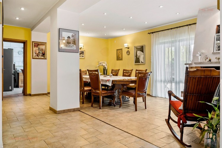 House for sale 7 rooms generous courtyard Corbenaca, Ilfov county 726 sqm