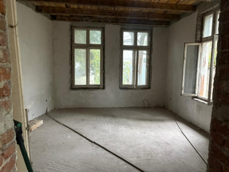 Casa de vanzare la rosu 8 camere zona Dacia - Eminescu, Bucuresti 420 mp