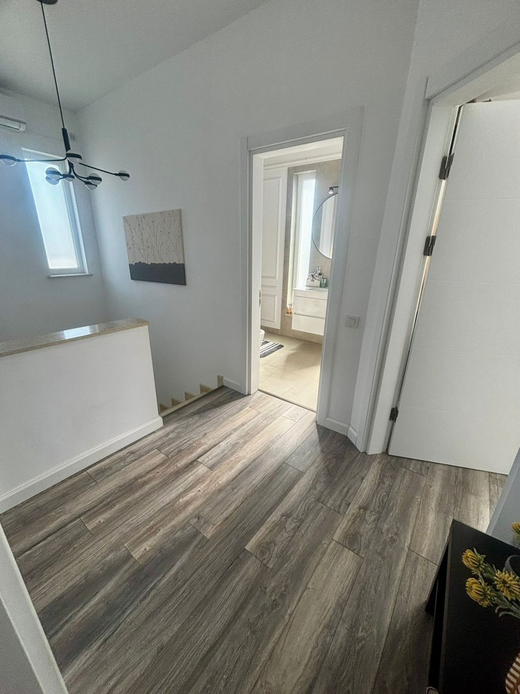 Casa noua de vanzare complet mobilata si utilata 4 camere Corbeanca, judetul Ilfov