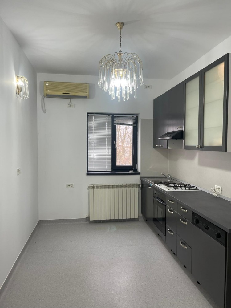 Clinica medicala complet functionala &ndash; oferita spre vanzare &icirc;n Ciolpani