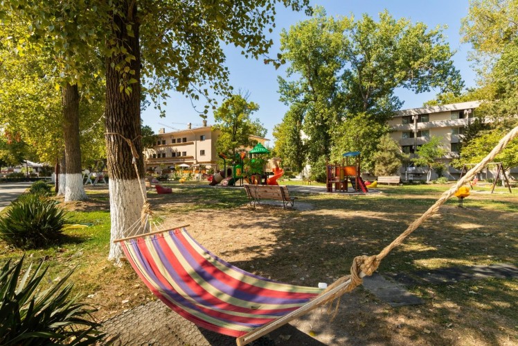 Hotel complex for sale in the seaside resort of Mamaia, Constanța County