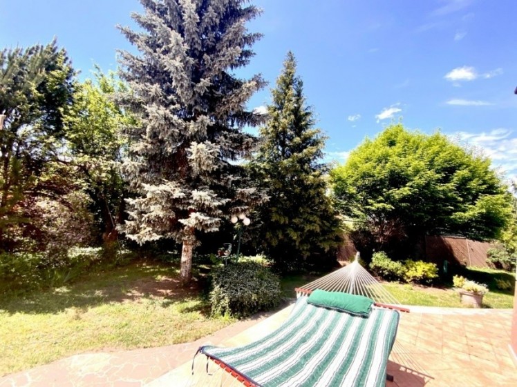 Domeniu multifamilial/ pensiune, localitatea Cornu, judetul Prahova