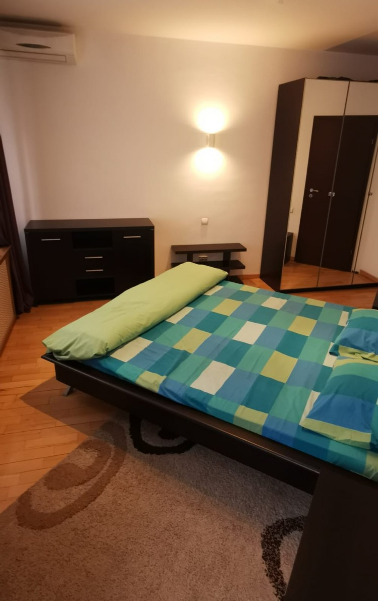 Duplex de inchiriat 5 camere zona Herastrau, Bucuresti 190 mp
