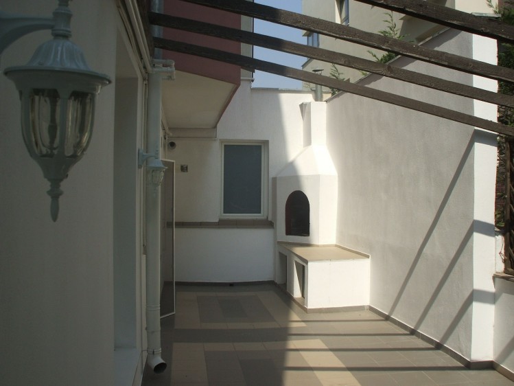 Duplex de inchiriat 5 camere zona Herastrau, Bucuresti 190 mp