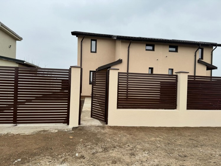Duplex de vanzare 3 camere zona Otopeni, judetul Ilfov
