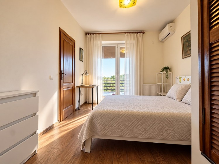 Duplex luminos 4 camere zona Iancu Nicolae, in apropierea padurii si a scolilor internationale, Bucuresti