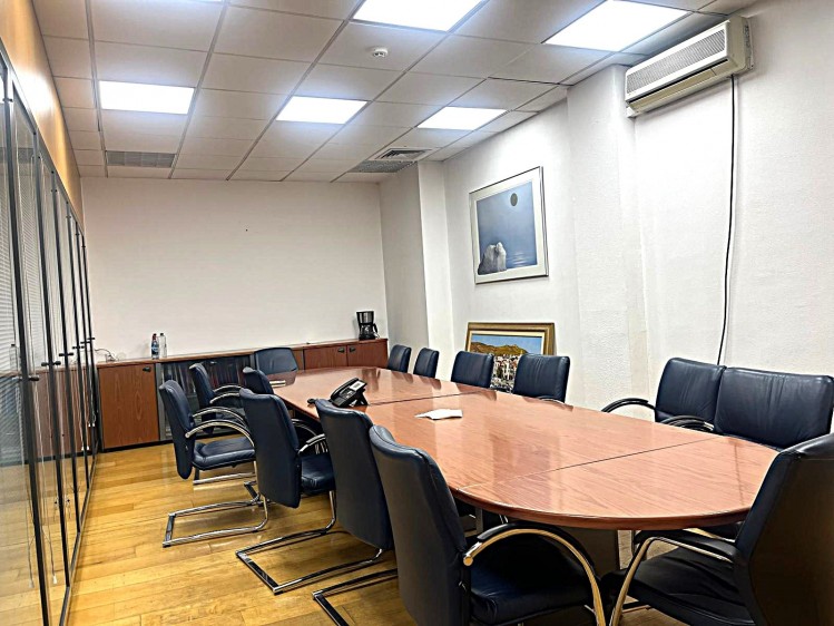 Imobil birouri de inchiriat zona Piata Victoriei, Bucuresti  1.539 mp