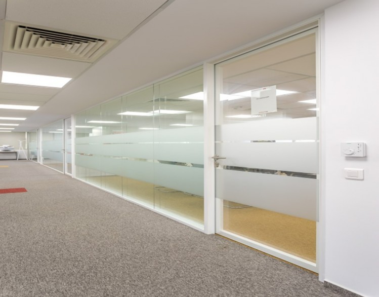 Office building for sale Nerva Traian - Piata Alba Iulia area, Bucharest