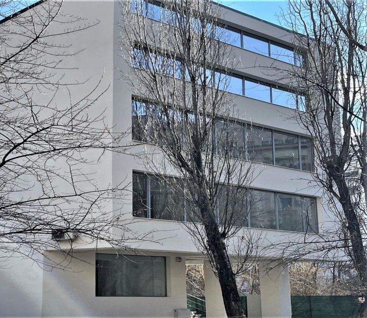 Office building for sale Libertatii Boulevard, Bucharest 600 sqm