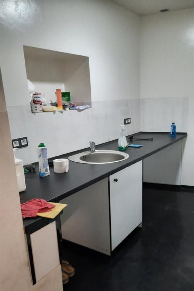 Imobil de inchiriat pretabil diverse activitati comerciale zona Dacia - Eminescu, Bucuresti 375.75 mp