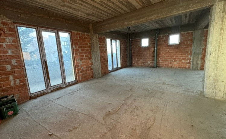 Building for sale suitable fo many activities Lacul Morii - Virtutii area, Bucharest