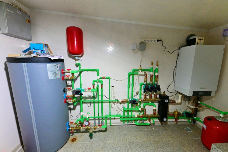 Imobil pretabil activitati comerciale sau birouri &ndash; Paulestii Noi &ndash; jud Prahova