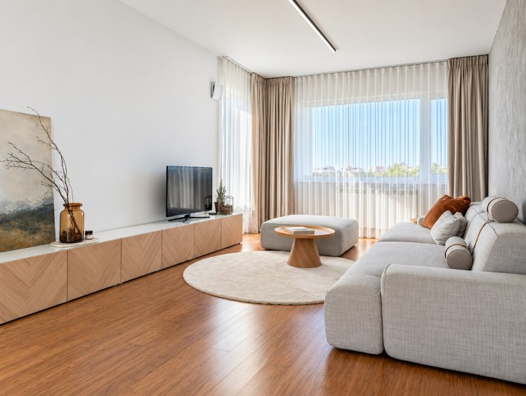 Penthouse cu 3 camere de inchiriat zona Iancu Nicolae, cu terase panoramice, Bucuresti
