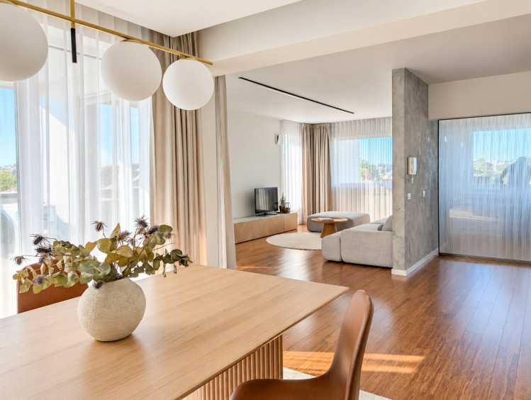 Penthouse cu 3 camere de inchiriat zona Iancu Nicolae, cu terase panoramice, Bucuresti
