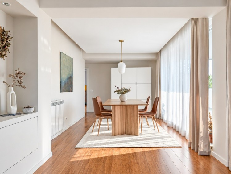Penthouse cu 3 camere de inchiriat zona Iancu Nicolae, cu terase panoramice, Bucuresti