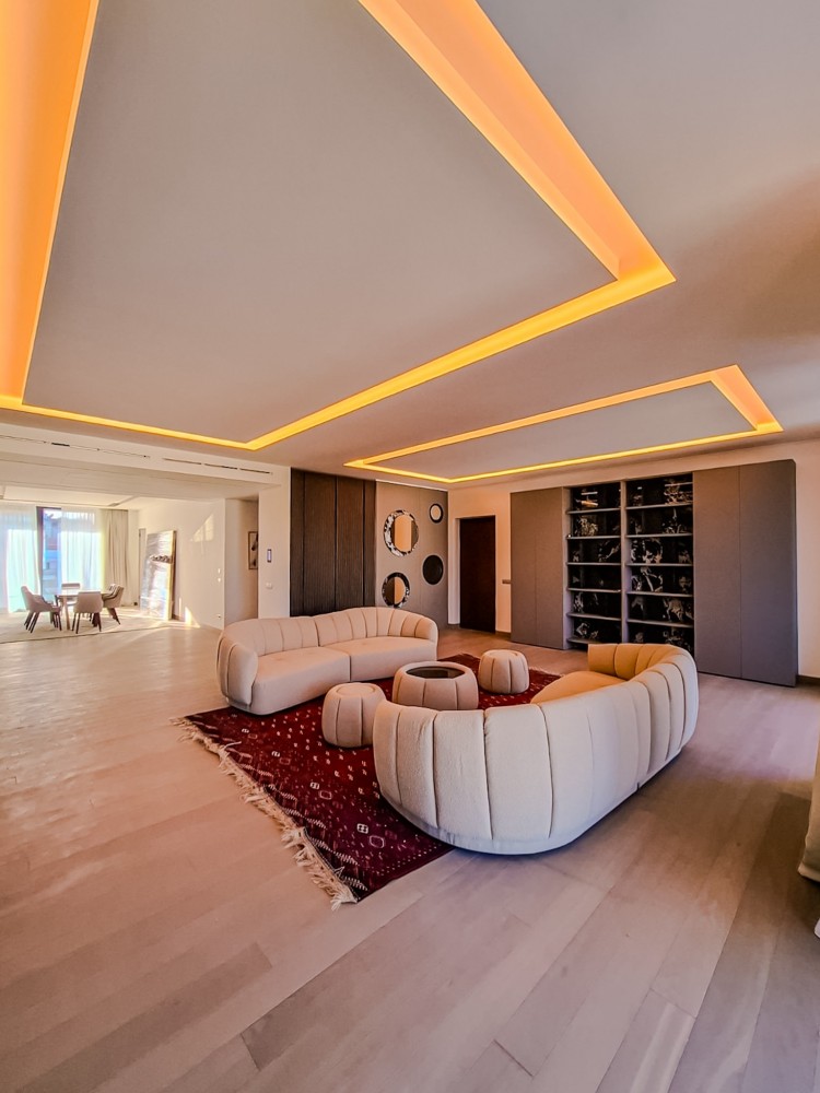 Fully furnished 5-room penthouse for rent with SPA and Gym &ndash; Kiseleff area, Bucharest