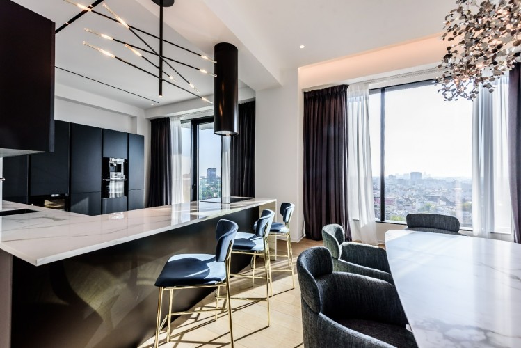 Penthouse for rent 5 rooms Floreasca area, Bucharest 257 sqm