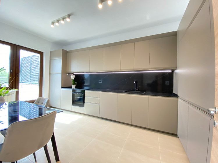 Penthouse de inchiriat 5 camere zona Parcul Kiseleff - Charles de Gaulle, Bucuresti