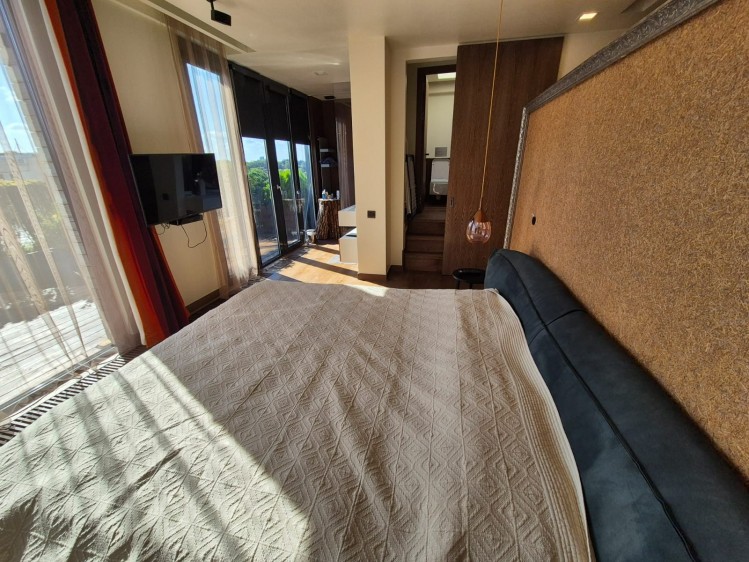 Penthouse for sale special view over the lake, 2 rooms Floreasca area, Bucharest 150 sqm