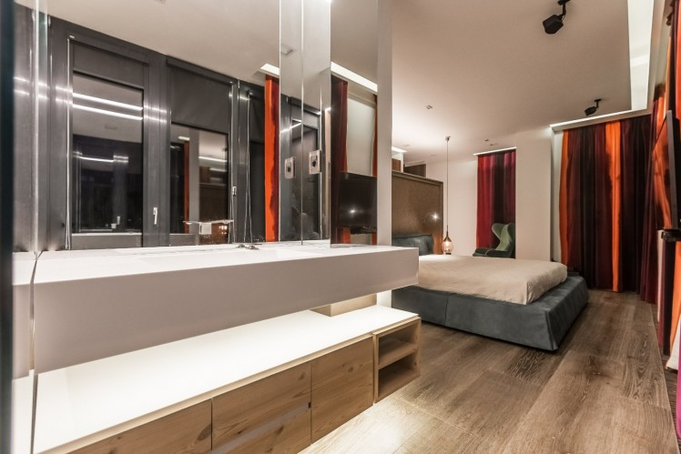 Penthouse for sale special view over the lake, 2 rooms Floreasca area, Bucharest 150 sqm