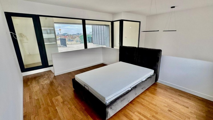 Penthouse de vanzare 4 camere pe malul lacului Pipera, Bucuresti
