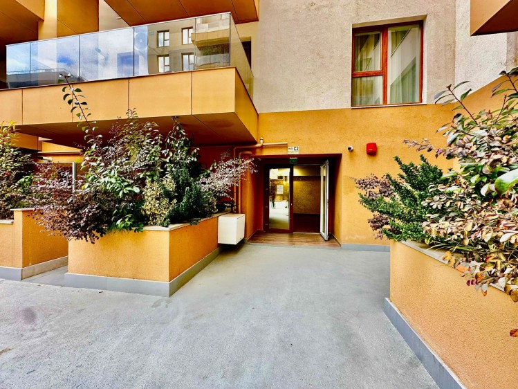 Penthouse de vanzare 5 camere cu rooftop de 200 mp zona Aviatiei - Pipera, Bucuresti