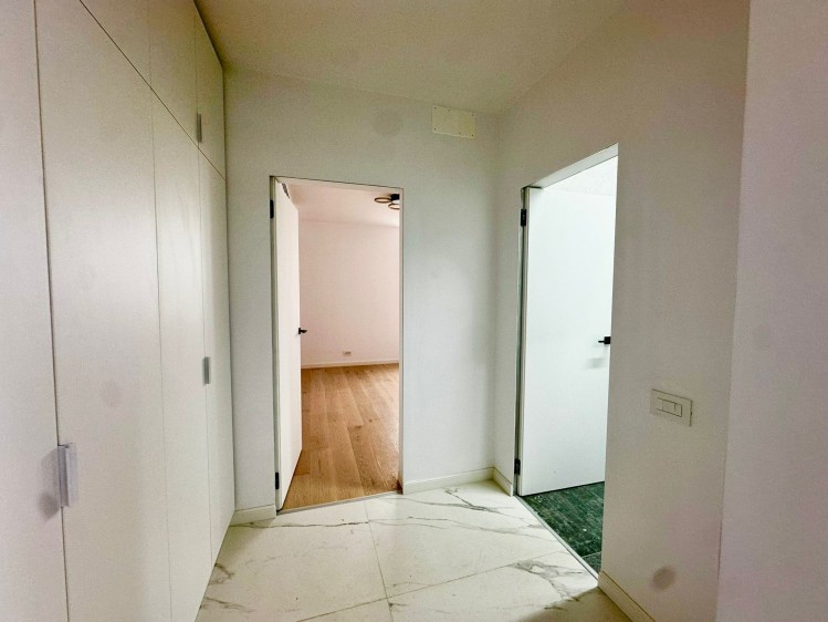 Penthouse de vanzare 5 camere cu rooftop de 200 mp zona Aviatiei - Pipera, Bucuresti