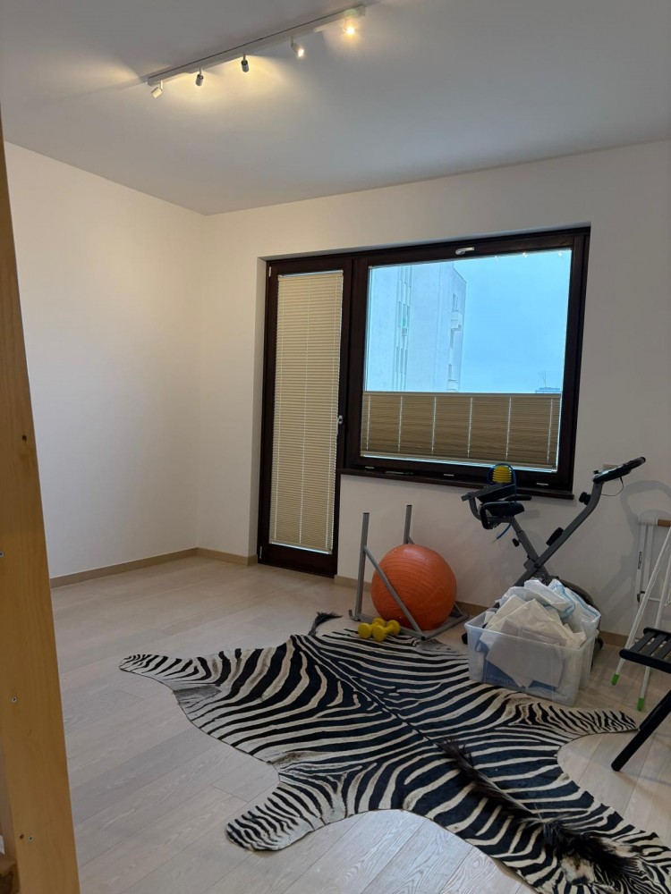 Penthouse de vanzare 5 camere zona Batistei - Intercontinental, Bucuresti