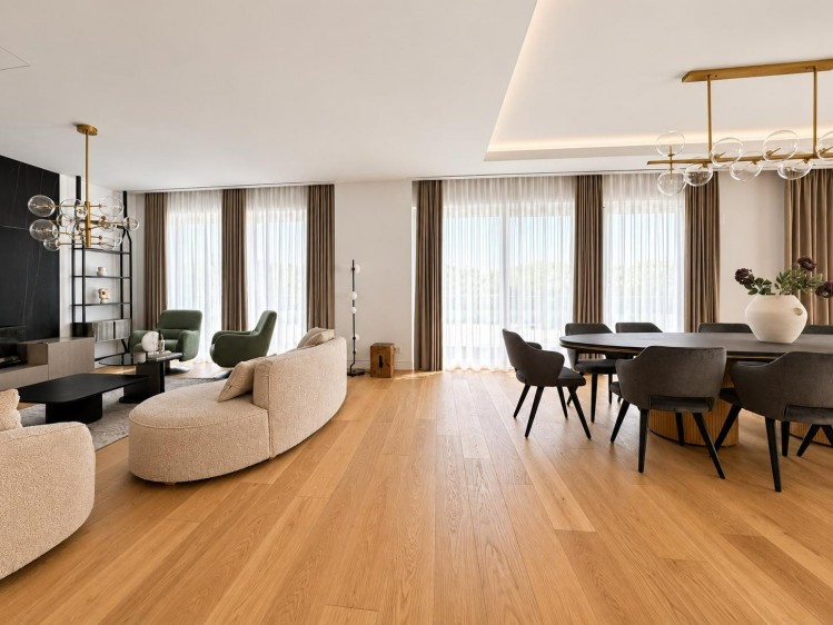 Exquisite penthouse for rent Jandarmeriei area, 213 sqm + 165 sqm terrace, 3 parking plots, Bucharest