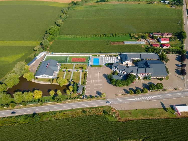 Landmark property for sale - tourism resort Roman - Piatra Neamt area, Neamt county