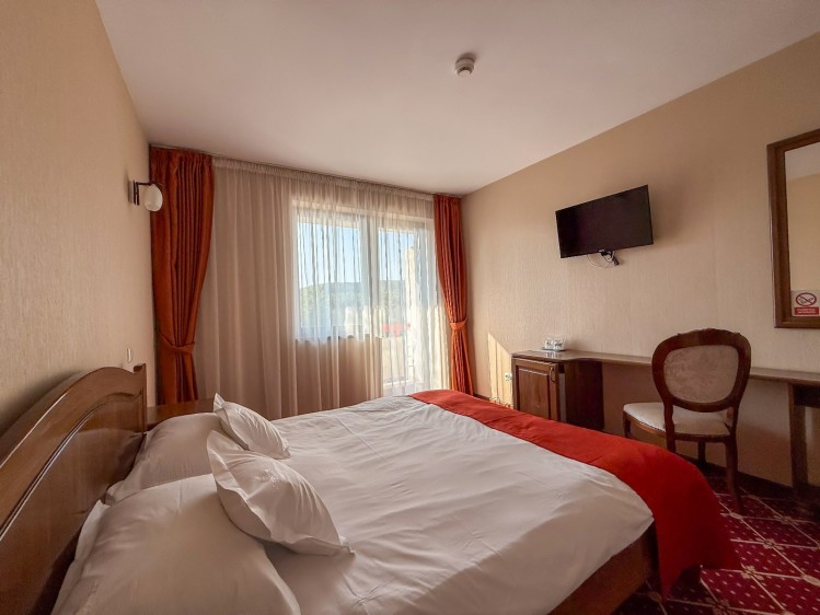 Landmark property for sale - tourism resort Roman - Piatra Neamt area, Neamt county