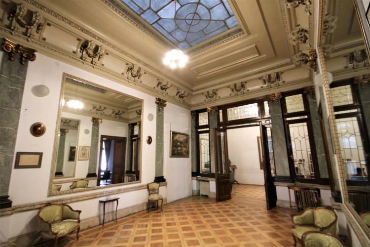 Palat de vanzare zona Calea Victoriei - Sala Palatului, Bucuresti