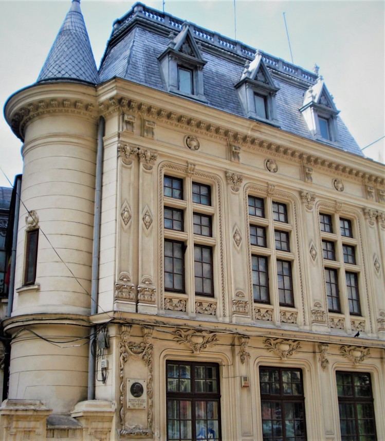 Proprietate cu autorizatie de construire de vanzare zona ULTRACENTRAL, Bucuresti