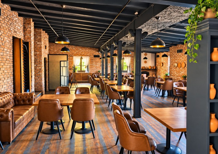 Restaurant de inchiriat zona Barbu Vacarescu, Bucuresti 300 mp utili si terasa de 250 mp