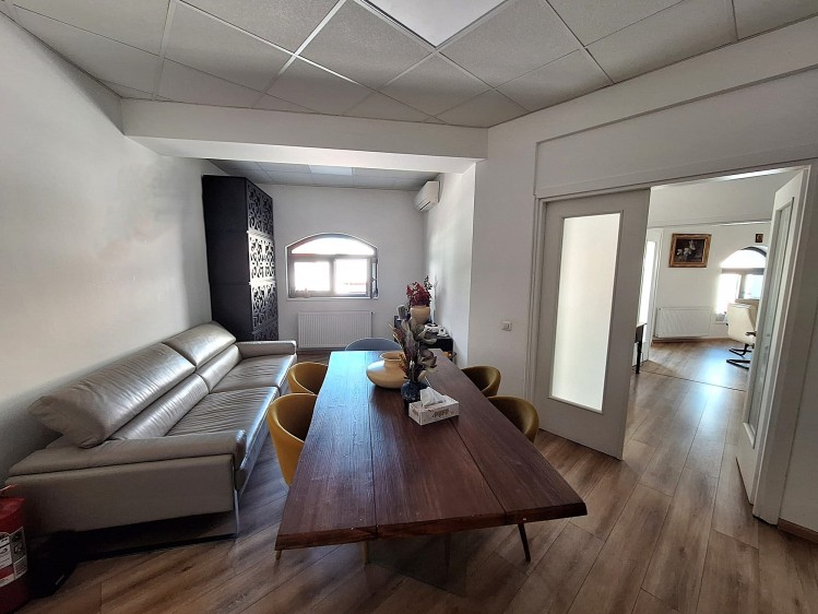 Spatii birouri de inchiriat zona Stefan cel Mare - Vasile Lascar, Bucuresti