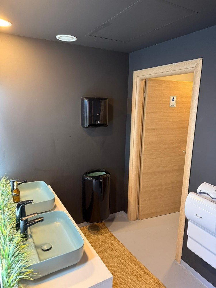 Spatii de birouri de inchiriat zona Parcul Cismigiu, Bucuresti